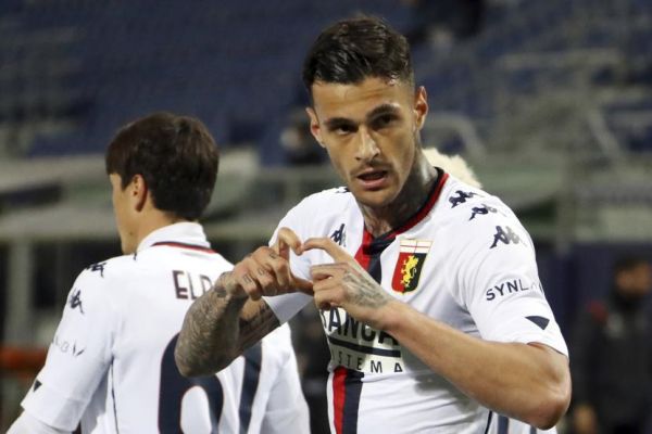 اقدام عجیب پدر بازیکن جنوا حمله با آچارچرخ به خودروی مدیران رم