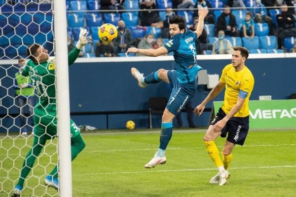 رسانه روسی زمان جدایی سردار آزمون از زنیت فرا رسیده است