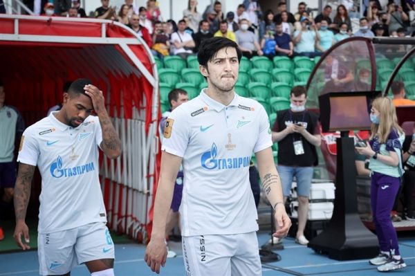  سویا به دنبال کاهش ۶ میلیون یورویی قیمت انتقال سردار آزمون