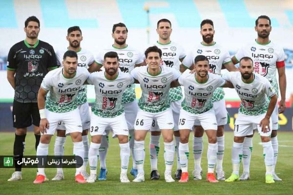 ذوبآهن برای بازی با پرسپولیس آماده میشود حضور مدیرعامل در تمرین شاگردان حسینی