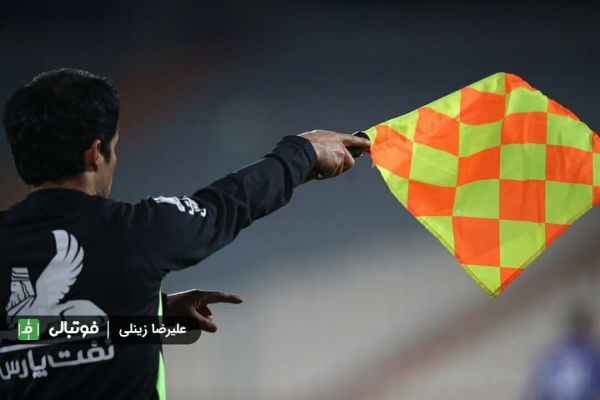  دزفولی  آفساید پرسپولیس مویی بود  کارت زرد به ترابی عجولانه بود