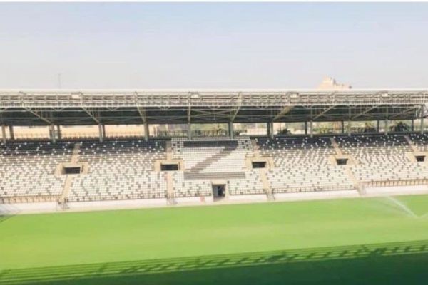  سفیر ایران به استادیوم الزورا رفت  عکس