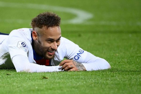 دلیل قطع همکاری نایکی با نیمار پرونده آزار جنسی