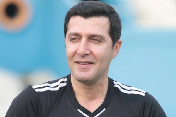  جواد منافی  سلمانی نمی‌تواند به تیم ملی کمک کند  بهتر است با 4 دفاع بازی کنیم