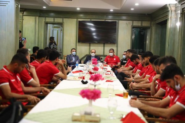 وزیر ورزش در اردوی تیم ملی با عزت و افتخار صعود خواهید کرد تا موجب شادی ملت شوید