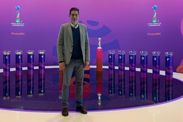  ستاره سابق تیم ملی اسپانیا میهمان ویژه قرعه کشی جام جهانی فوتسال