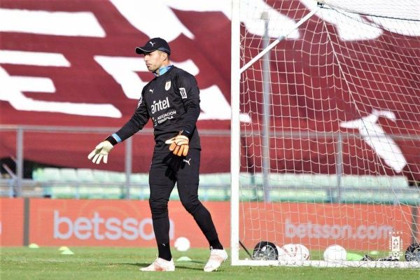  عکس؛ دروازه‌بانی سوارز و مدافع بارسلونا در تمرینات اروگوئه