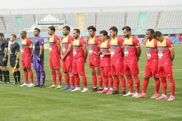  شاگردان نکونام برای اردوی تدارکاتی به تهران رفتند