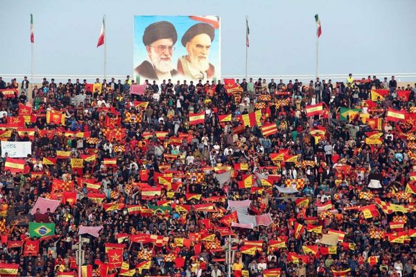 ورزشگاه فولاد به روی هواداران باز میشود