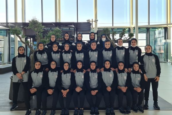 کاوران تیم ملی فوتبال جوانان بانوان وارد شهر دوشنبه شد