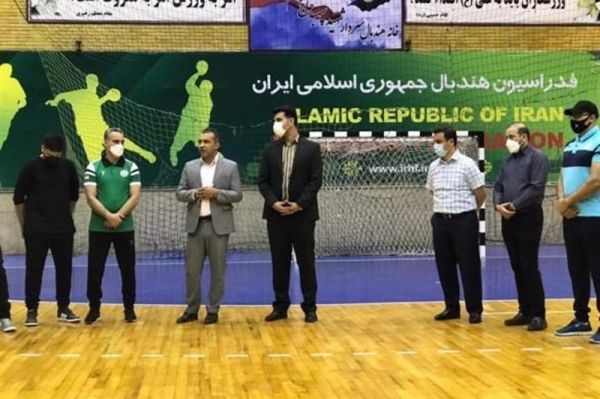  حضور رئیس فراکسیون ورزش مجلس در تمرین هندبالی‌ها