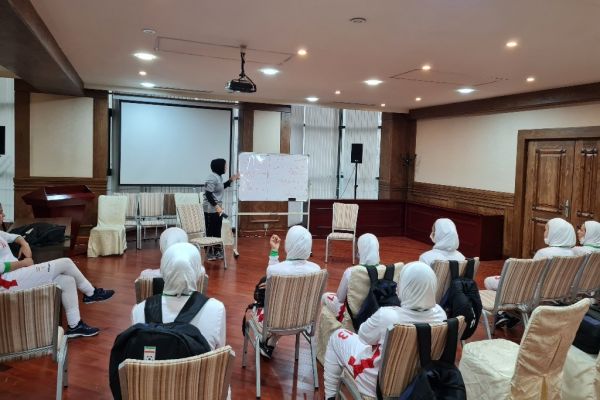  تورنمنت فوتبال جوانان کافا  برگزاری نشست فنی میان بانوان ملی‌پوش و کادر فنی