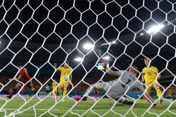  گزارش تصویری  اسپانیا 0-0 سوئد  گروه E یورو 2020