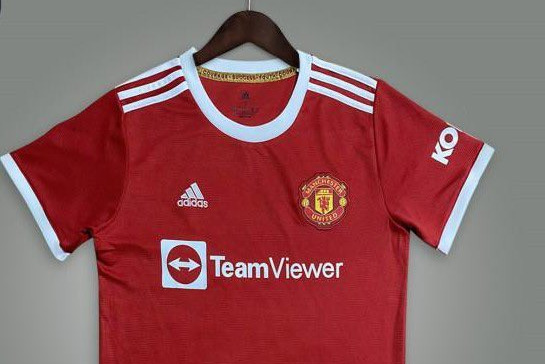 اعتراض گری نویل پیراهن منچستریونایتد را دوست ندارم