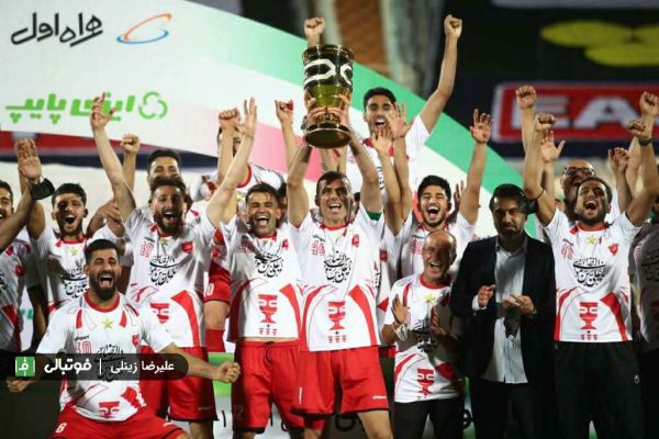 گزارش تصویری اهدای کاپ قهرمانی سوپرجام به پرسپولیس