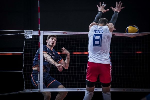 لیگ ملتهای والیبال صربستان و آمریکا پیروز شدند