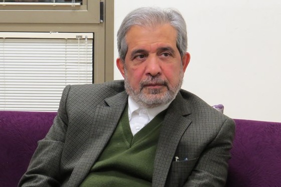 آصفی استعفای ما را بپذیرند دستشان را می بوسیم همه با هم از استقلال می رویم