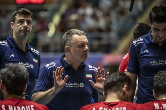  واکنش جالب کولاکوویچ به نتایج والیبال ایران؛ سرتان را بالا بگیرید