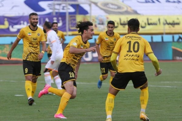  سه غایب قطعی سپاهان مقابل فولادخوزستان