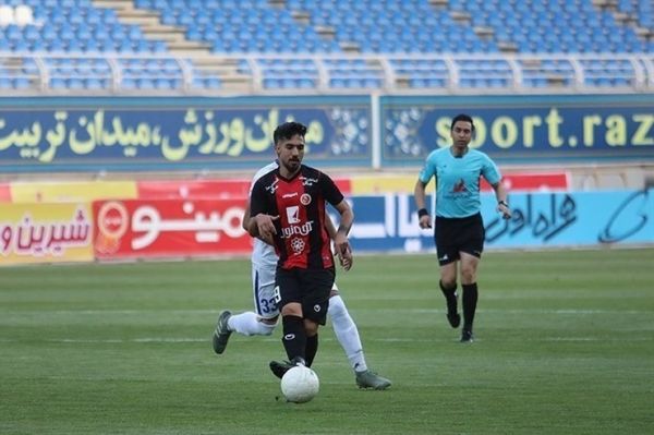  کریمی  هیچ بحثی با رسول خطیبی نداشتم  پیروزی مقابل تراکتور ارزش بسیاری داشت