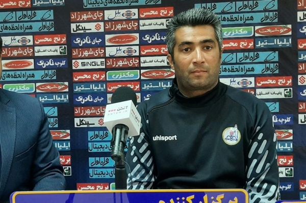 مربی ذوبآهن هم قسم شدیم که با دست پر تبریز را ترک کنیم