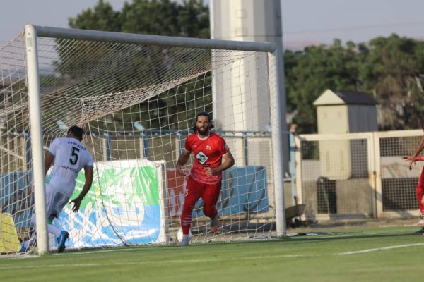 پنالتی عجیب در بازی تراکتور و ذوب آهن عکس