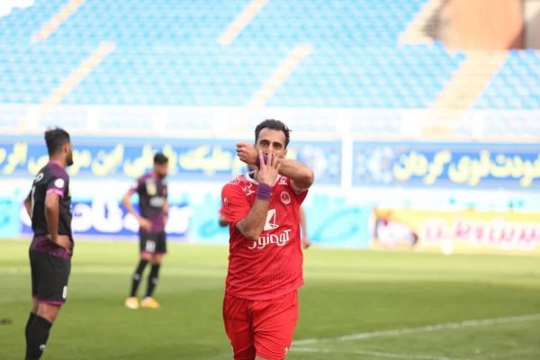 قاسمی نژاد رفتنم به استقلال قطعی نیست