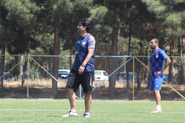  لطفی  نفت مسجدسلیمان با دانش فکری به حاشیه امنیت می‌رسد  شاید ما درباره داوری اشتباه کردیم