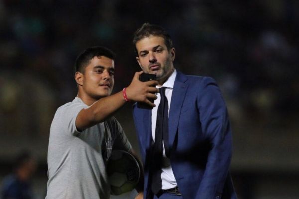  درآمد رویایی استراماچونی بابت کار در استقلال و الغرافه