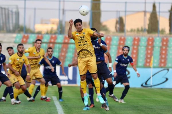 پیکان یک - سپاهان یک سپاهان پشت در قلعه حسن خان ماند پیکان برای پرسپولیس بازی کرد