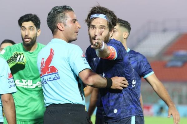  ذره‌بین کارشناسان روی صحنه‌های جنجالی پیکان - سپاهان