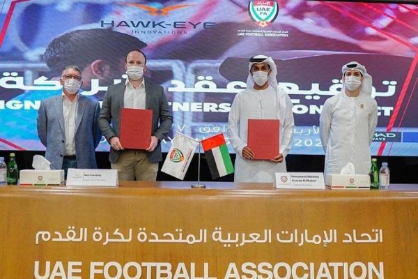 اقدام جدی فدراسیون فوتبال امارات برای راه اندازی کمک داور ویدیویی