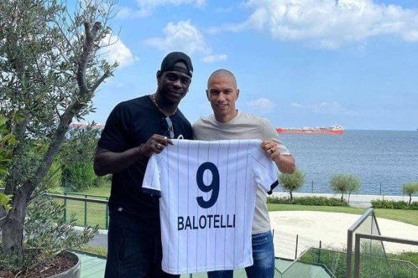  رسمی؛ ماریو بالوتلی راهی سوپرلیگ ترکیه شد