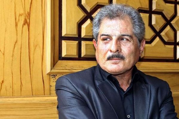 پنجعلی خارجی ها به جز پر کردن جیب دلالان چه تاجی بر سر فوتبالمان زدهاند