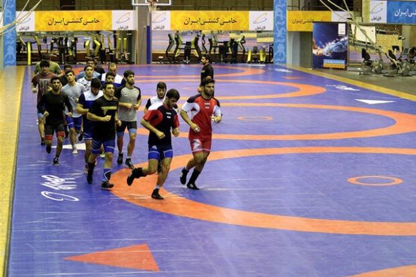  در آستانه اعزام به توکیو؛ واکنش سرمربی تیم کشتی آزاد به انتقاد از پروسه انتخابی