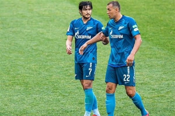 سردار آزمون در آستانه جدایی از زنیت