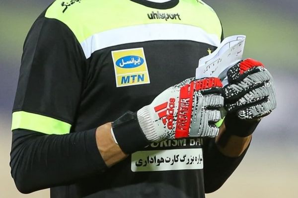 راز برگههای جنجالی لک در ضربات پنالتی عکس