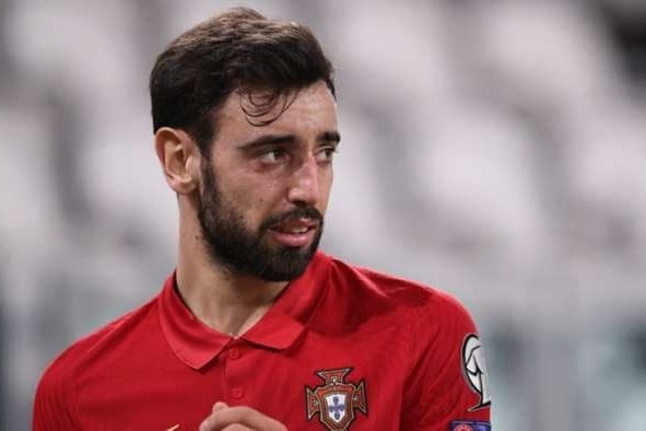  علاقه خاص فرناندز به بواویستا  بازیکن شیاطین سرخ در تمرینات تیم پرتغالی