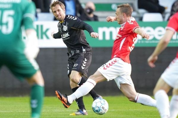  شکست ویل بولدکلوب در غیاب عزت‌اللهی