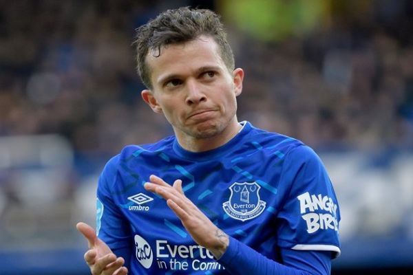 مذاکره الهلال با وینگر اورتون