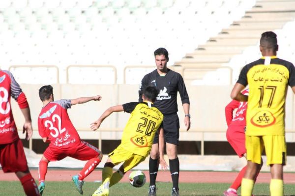 لیگ یک گل ریحان صفر – فجر سپاسی 3؛ فجر با گل های کاپیتان قهرمان لیگ یک شد