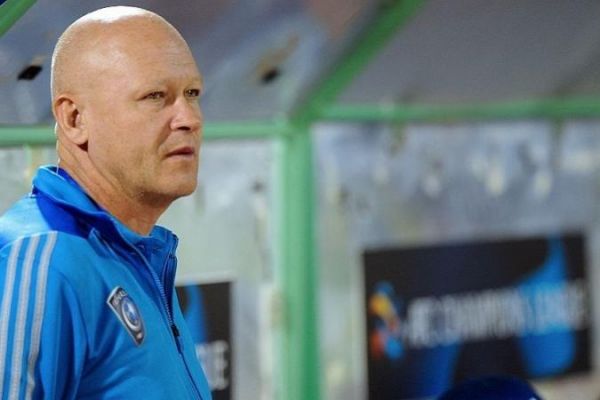 سرمربی لبنان شاگردانش را نمیشناسد