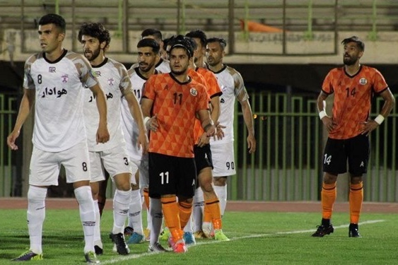 سرپرست مس کرمان وقتی کم میآورند بحث تبانی را پیش میکشند مالک بادران در مورد پنالتی بازی با ملوان صحبت کند