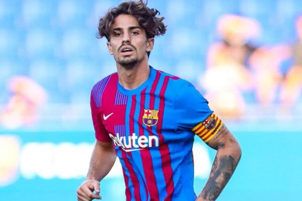  محصول آکادمی بارسلونا تهدید کرد  یا تیم بزرگسالان، یا می‌روم