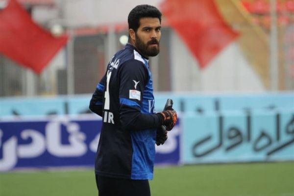  دروازه‌بان نساجی به بازی با استقلال می‌رسد