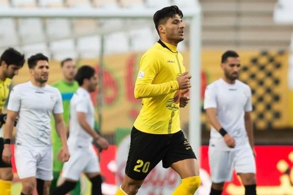 ستاره سپاهان لژیونر می شود محبی در محاصره پیشنهادها