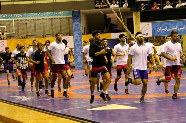 روحیه خوب شاگردان بنا در آستانه آغاز کشتیها بدون مشکل وزنی و تغذیه