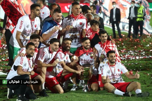  گزارش تصویری  جشن قهرمانی پرسپولیس در لیگ بیستم