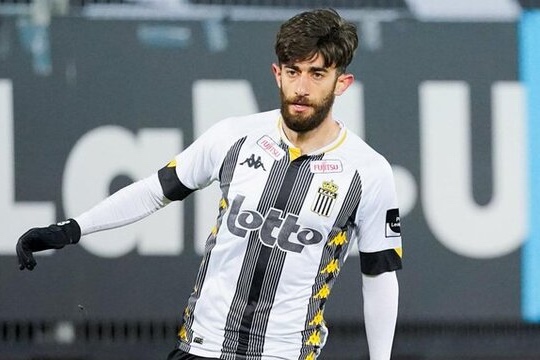  قلی زاده در ترکیب اولیه شارلوا مقابل سنت ترویدن