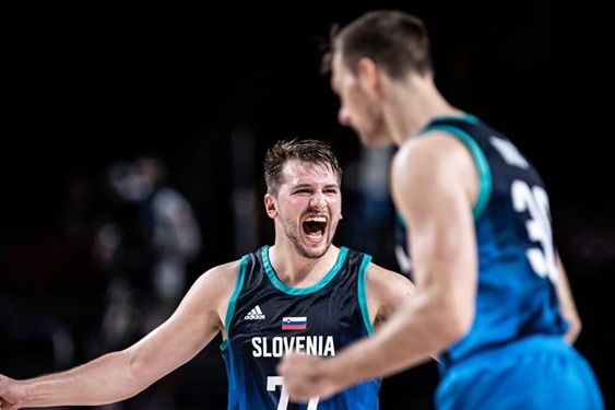 المپیک 2020 توکیو خیز بلند یاران دانچیچ برای طلای بسکتبال با شکست قهرمان جهان